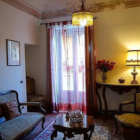 Antica Dimora Fuori Le Mura 3* סקאנו